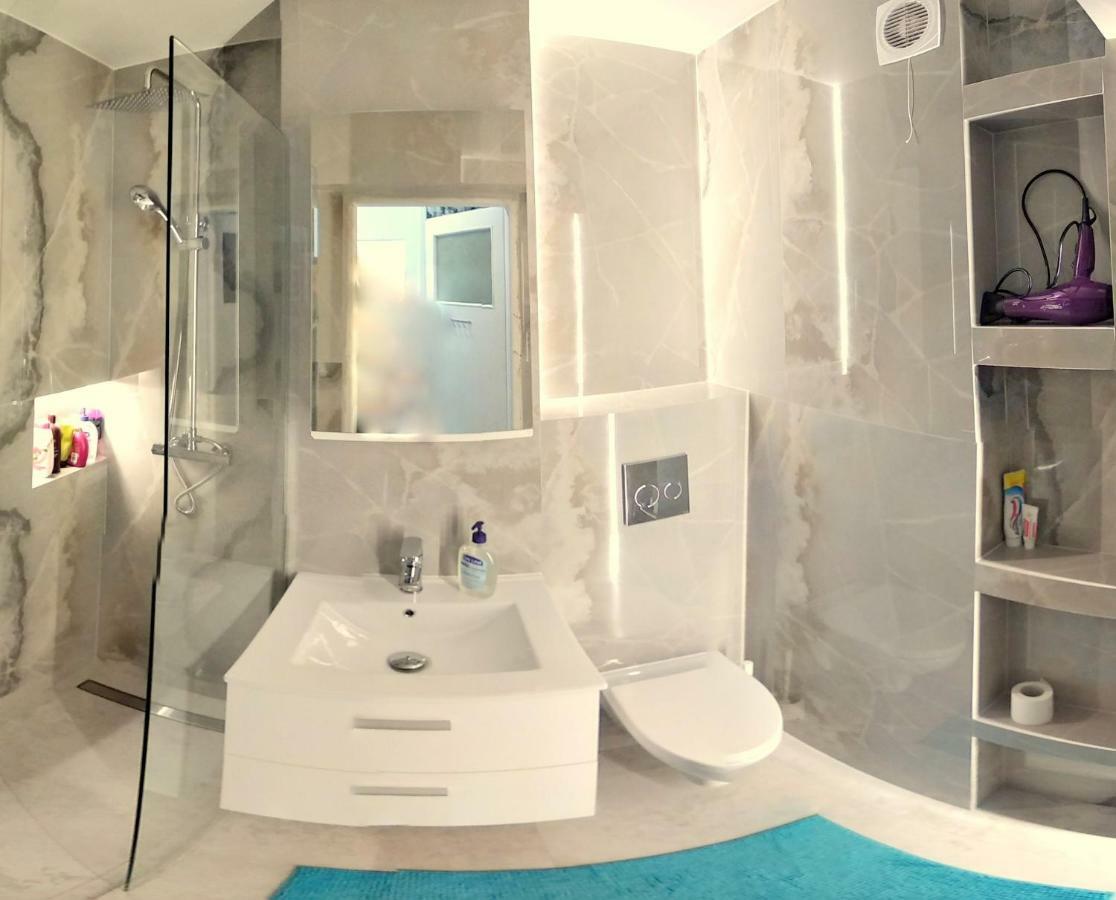 Leilighet Studio Zelazna Near Old Town Warszawa